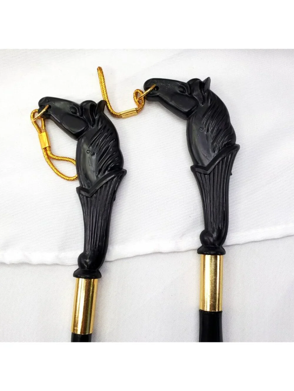 VTG Action Industries Clothes Brush & Shoe Horn Set Horse Head Handle Design